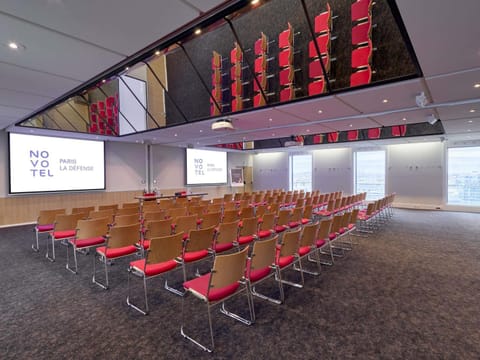 Meeting/conference room