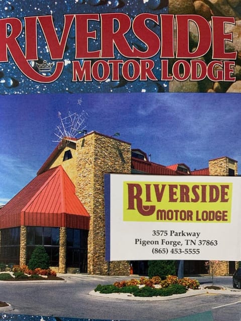 Riverside Motor Lodge - Pigeon Forge Hotel in Pigeon Forge