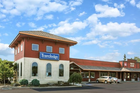 Property building, On site
