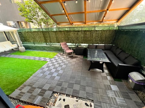 Patio, Day, Garden, View (from property/room), Balcony/Terrace, Seating area, Garden view, Inner courtyard view