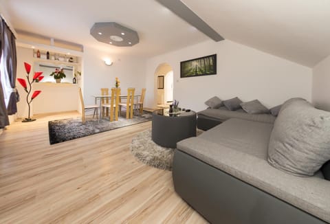 Apartman Mirko Apartment in Lika-Senj County