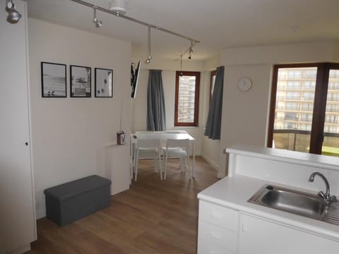 plaza Apartment in De Panne
