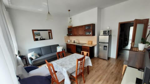 Pelican - Czarny Dwór B Apartment in Gdansk