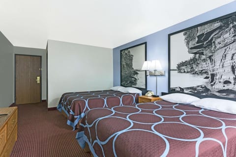 Photo of the whole room, On site