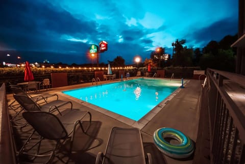 Activities, On site, Pool view, Swimming pool