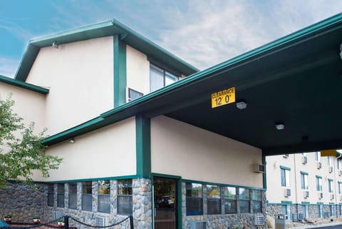 Property building, On site