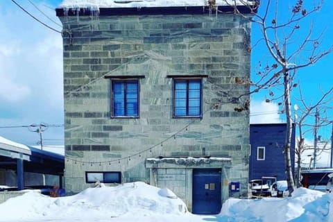Property building, Day, Winter