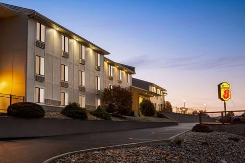 Property building, On site