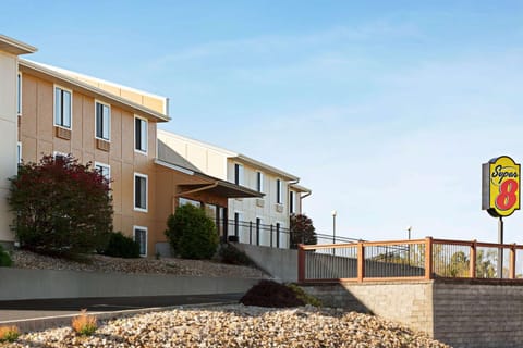 Property building, On site