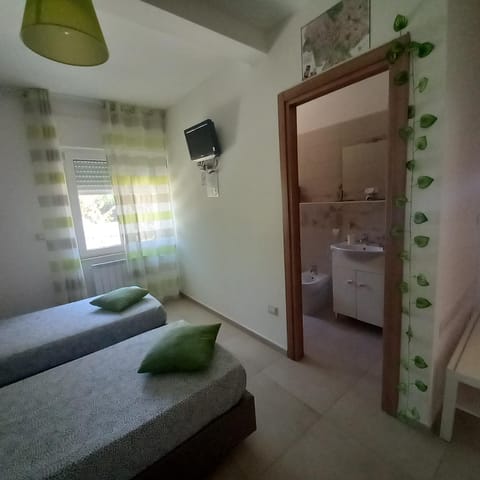 IRIS COTTAGE b&b Bed and Breakfast in Molise, Italy