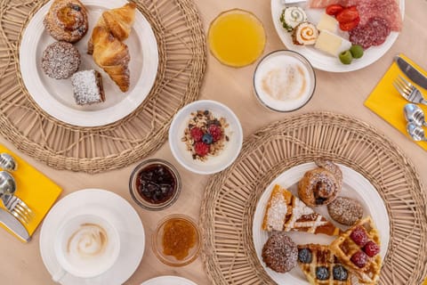 Breakfast, Breakfast, Continental breakfast, Italian breakfast