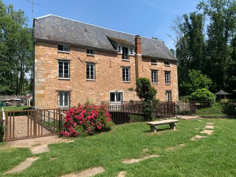 Property building, Patio