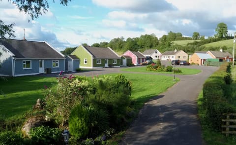 Property building, Neighbourhood