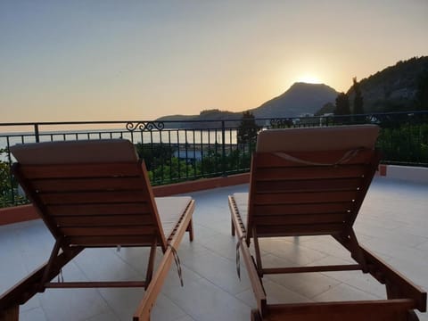 Balcony/Terrace, Sea view, Sunrise