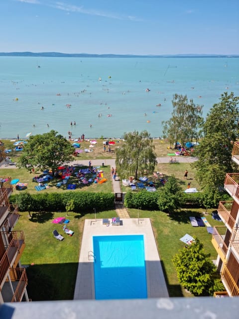 Garden, Pool view