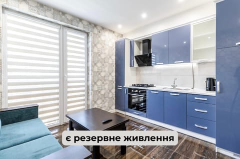 Kitchen or kitchenette, Dining area, oven, pet friendly