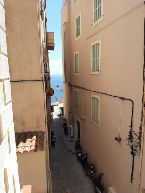 View (from property/room), Street view