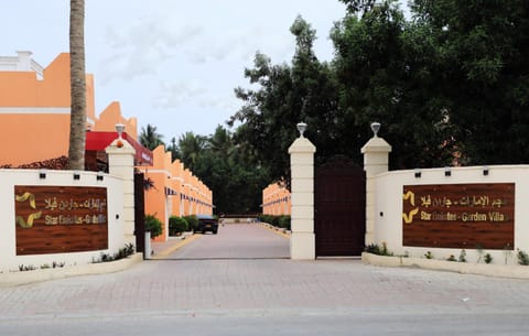 Property building, Facade/entrance