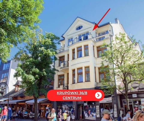 Property building, Location