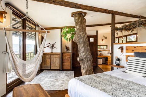 Living room, Photo of the whole room, Bedroom, Garden view