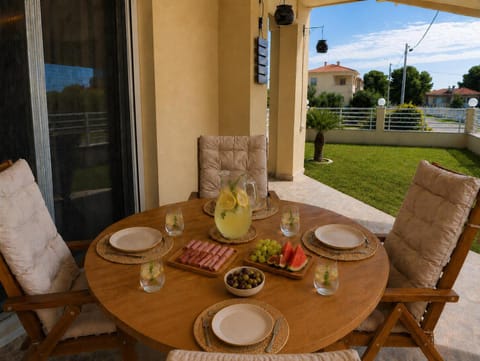 Patio, Garden