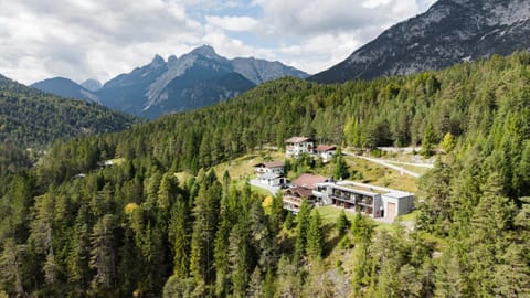 Property building, Area and facilities, Location