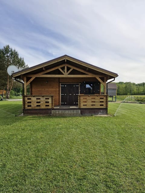 Domki Sosnowa Polana Nature lodge in Pomeranian Voivodeship