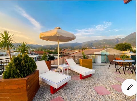 Patio, View (from property/room), Balcony/Terrace, Mountain view, sunbed