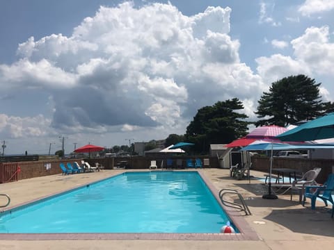 Pool view, Swimming pool, Swimming pool