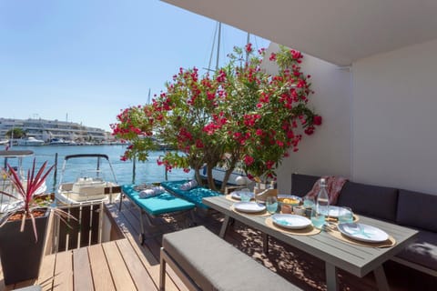 Balcony/Terrace, Seating area, Dining area