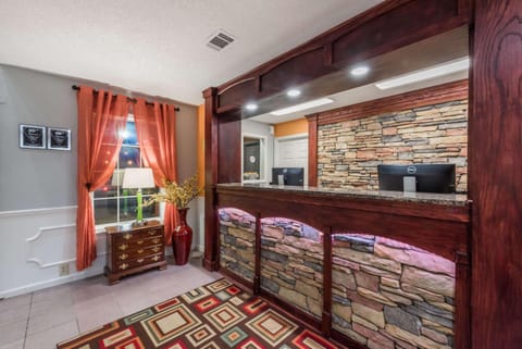 Lobby or reception, On site