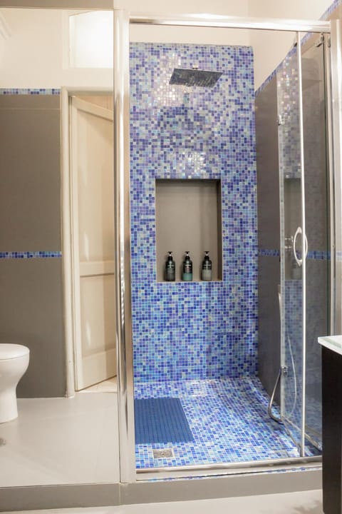 Salerno Center House- Corso Vittorio Emanuele- 2 camere- vicino Stazione Apartment in Salerno