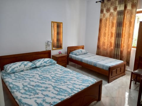 Isufi Guest Houses Bed and Breakfast in Sarandë