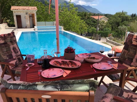 Food and drinks, Food, Pool view, Swimming pool