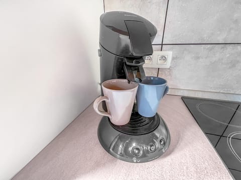 Coffee/tea facilities, Kitchen or kitchenette