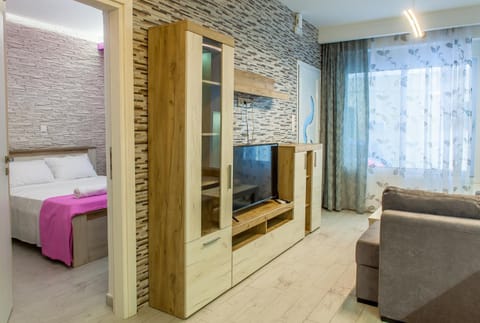 TV and multimedia, Living room, Area and facilities
