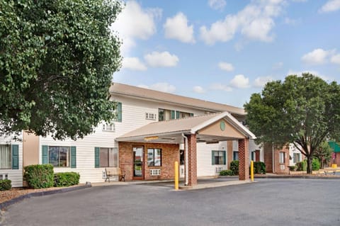 Property building, On site