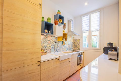 Coffee/tea facilities, Kitchen or kitchenette, toaster, toaster, kitchen, kitchen