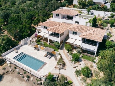 Property building, Bird's eye view, Pool view, Swimming pool