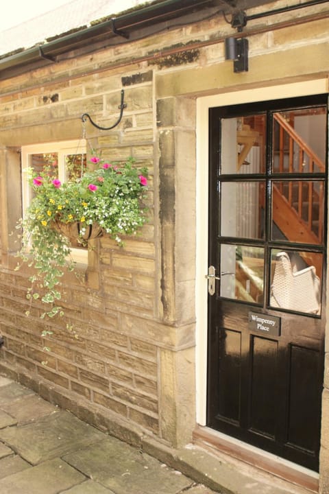 Wimpenny Place Apartment in Holmfirth