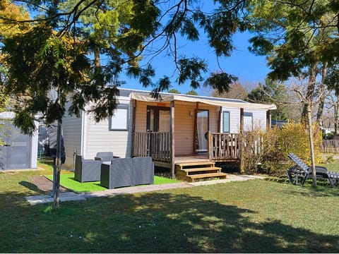 Property building, Garden view