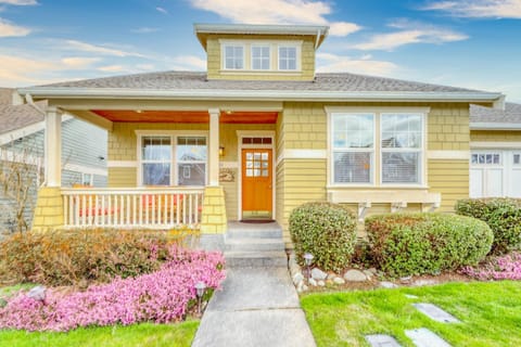 Bonne Chance Cottage House in Sequim