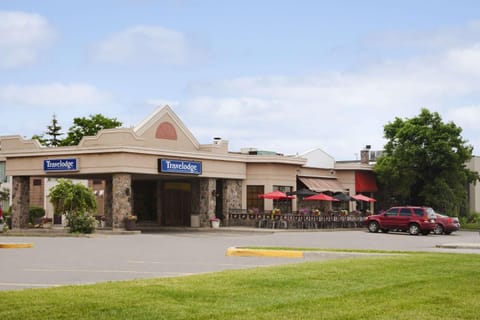 Property building, On site