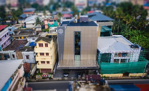Property building, Nearby landmark, Neighbourhood, Bird's eye view, Street view