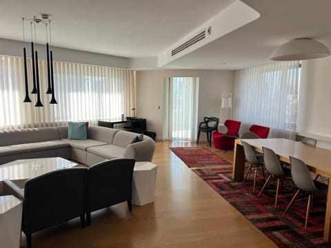 Communal lounge/ TV room, Living room, Seating area, Dining area