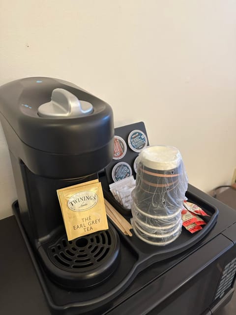 Wessex Inn By The Sea Inn in Southern Gulf Islands