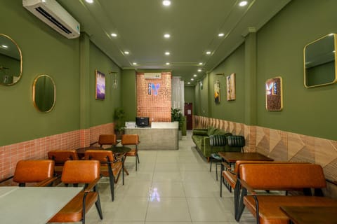 Lobby or reception, concierge