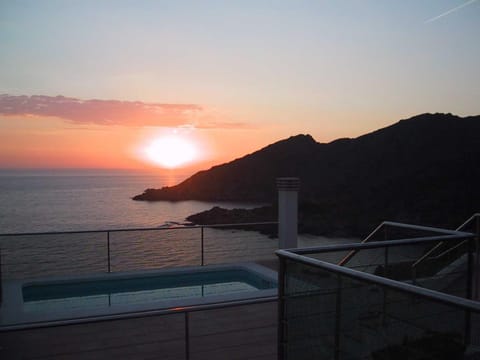 Natural landscape, Balcony/Terrace, Sea view, Sunrise