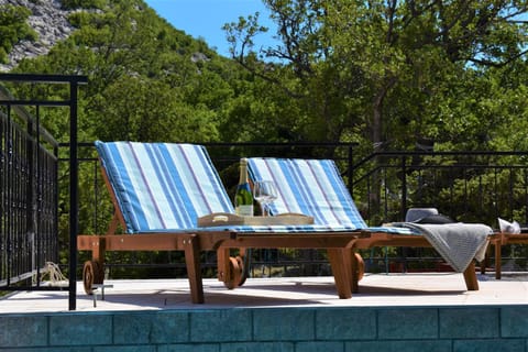 Patio, Natural landscape, View (from property/room), Balcony/Terrace, sunbed