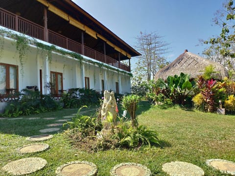 Property building, Garden